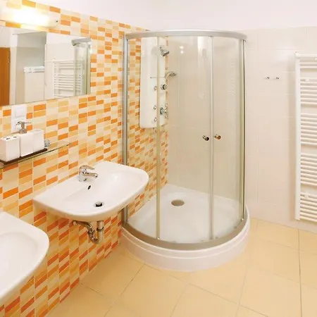 The Old School 2 - Sauna
